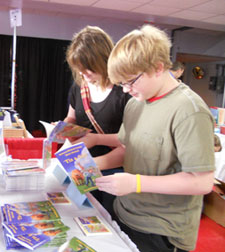 boy and girl reader