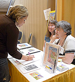 Rebecca & Pam with a KLA/KMSA attendee