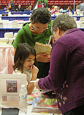 Rebecca with girl and her mom