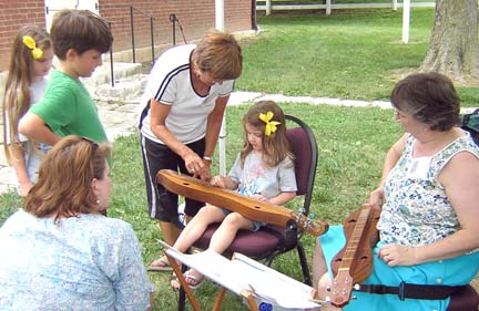 informal dulcimer lesson